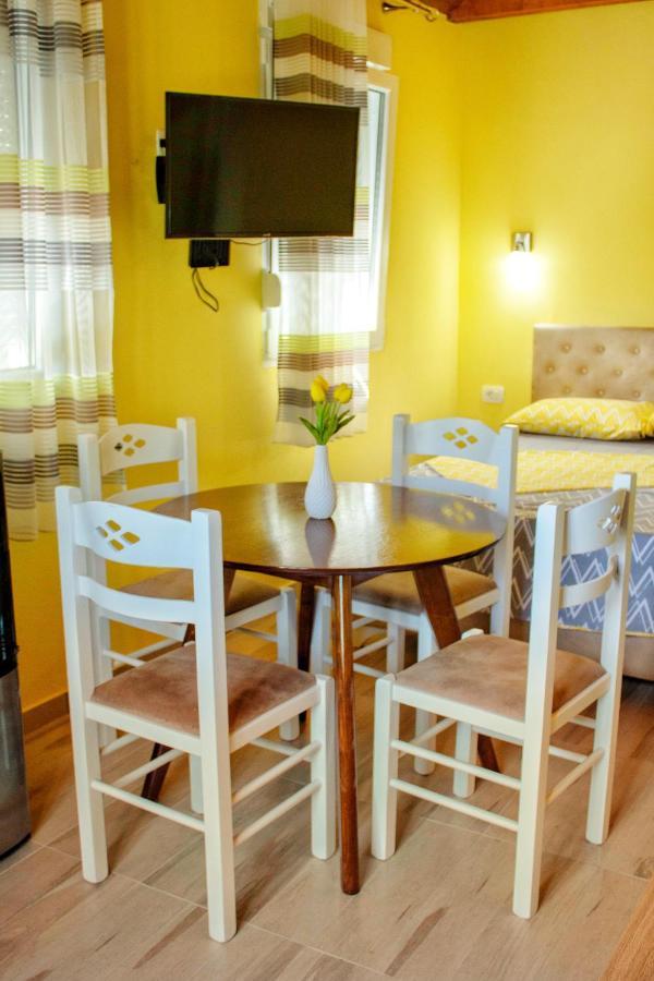 Apartments Stella Virpazar Luaran gambar